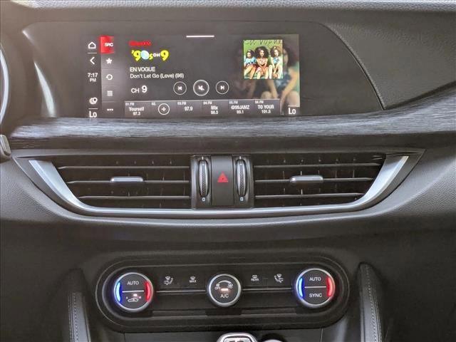 Used 2021 Alfa Romeo Stelvio Sprint image 14