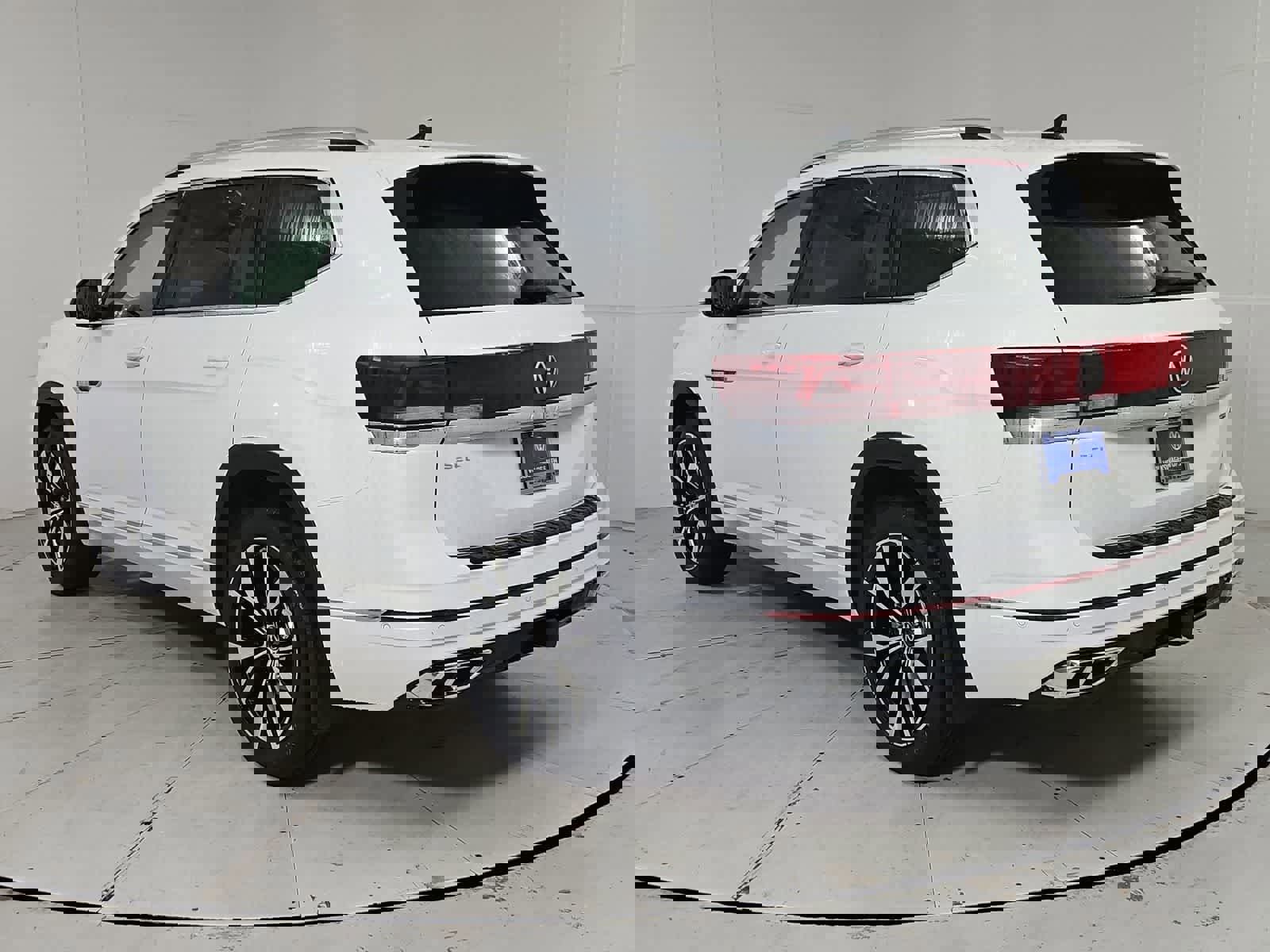 New 2026 Volkswagen Atlas SEL Premium R-Line image 4