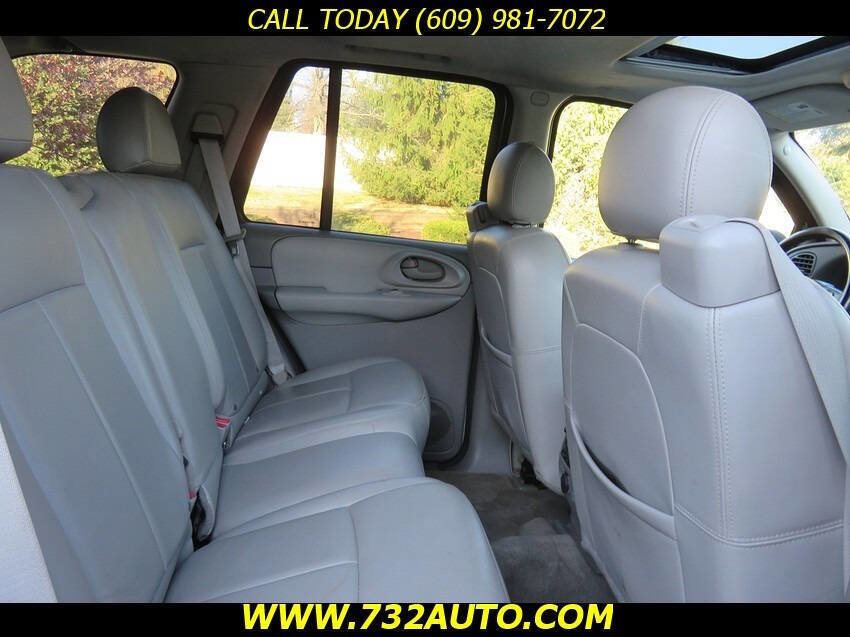 Used 2008 Chevrolet TrailBlazer LT w/ Sun And 6-Disc Cd Package AWD/4WD image 26