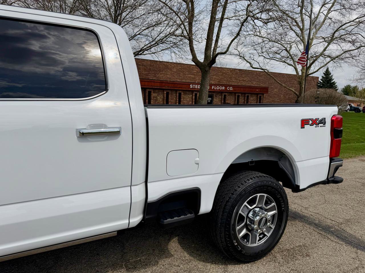 Used 2023 Ford F250 Lariat w/ Chrome Package image 18