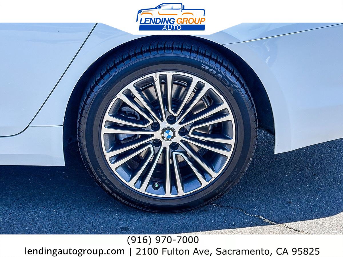 Used 2019 BMW 530i w/ Convenience Package RWD image 10