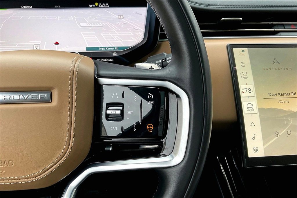 Used 2024 Land Rover Range Rover Sport SE image 12