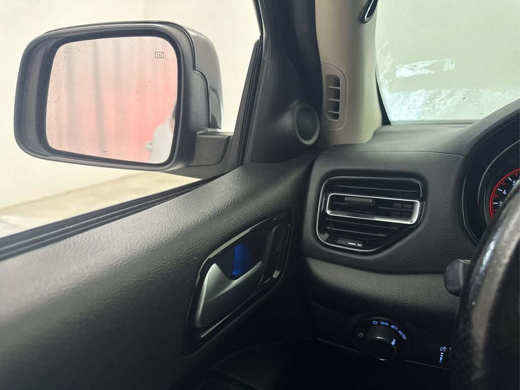 Used 2021 Dodge Durango AWD image 32