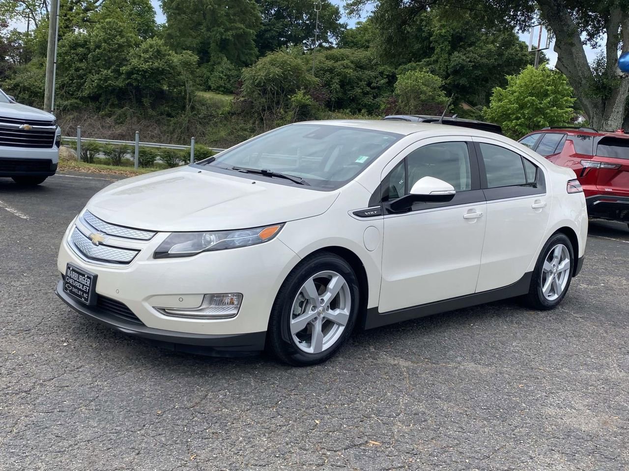 Used 2013 Chevrolet Volt Premium w/ Premium Trim Package FWD image 3