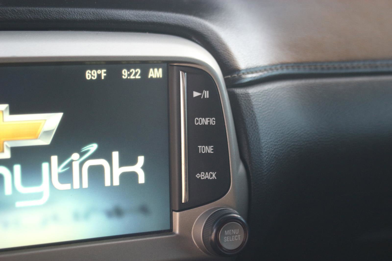 Used 2015 Chevrolet Camaro LT w/ 1LT Preferred Package image 22