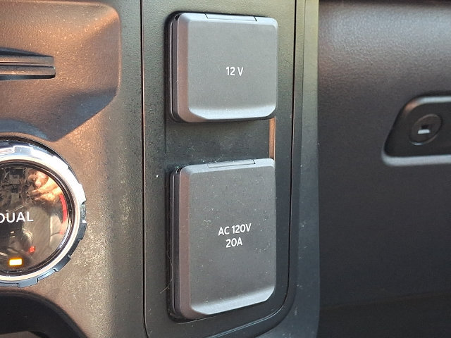 Used 2024 Ford F150 Raptor AWD/4WD image 33