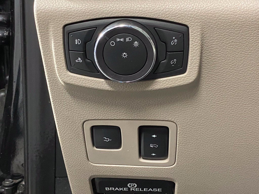 Used 2019 Ford F350 Limited w/ FX4 Off-Road Package AWD/4WD image 20