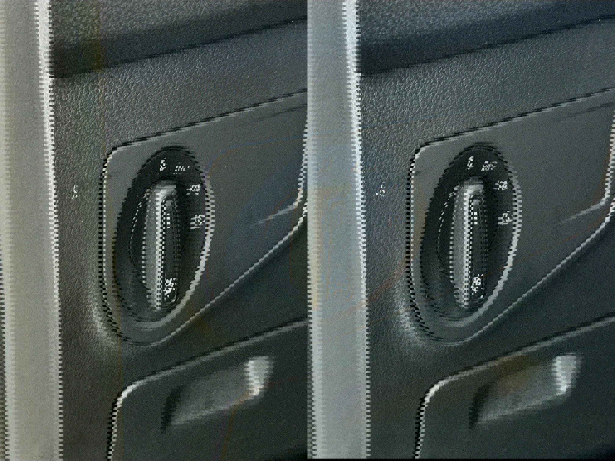 Used 2023 Volkswagen Tiguan S w/ Driver Assistance Package image 12