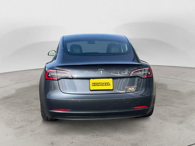 Used 2022 Tesla Model 3 Performance image 4