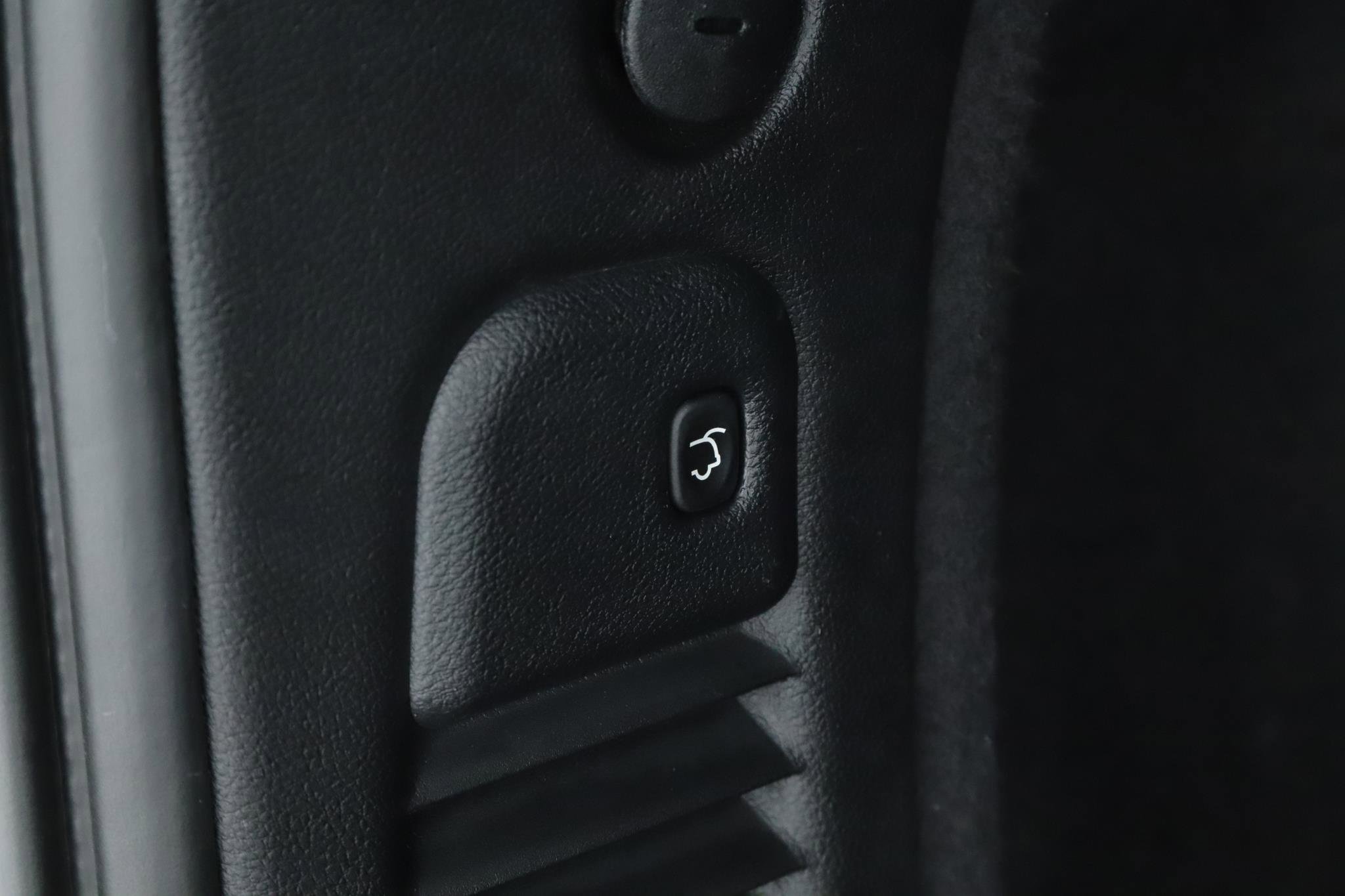 Used 2021 Dodge Durango R/T w/ Blacktop Package image 20