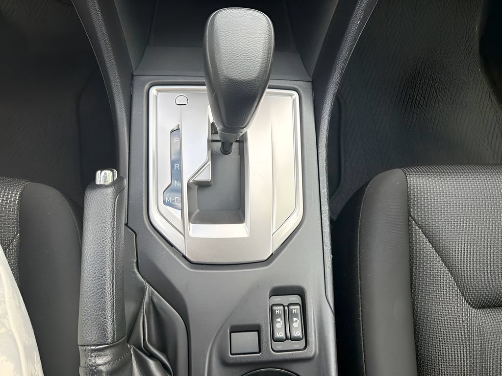 Used 2018 Subaru Impreza 2.0i Premium w/ Eyesight & BSD & Rcta AWD/4WD image 17