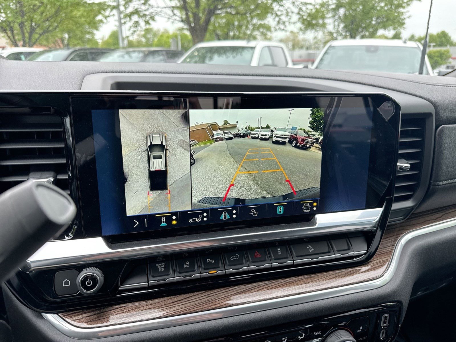 New 2026 Chevrolet Silverado 2500 LT w/ Trail Boss Package AWD/4WD image 18