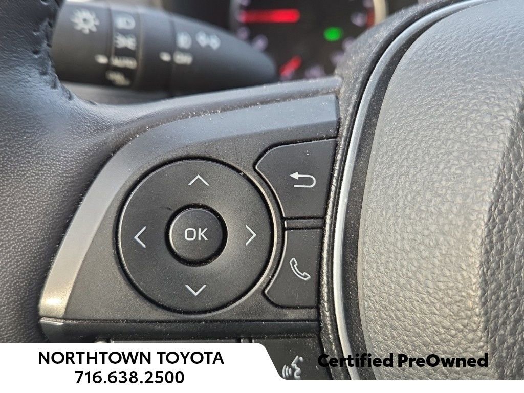 Used 2021 Toyota RAV4 XLE image 22