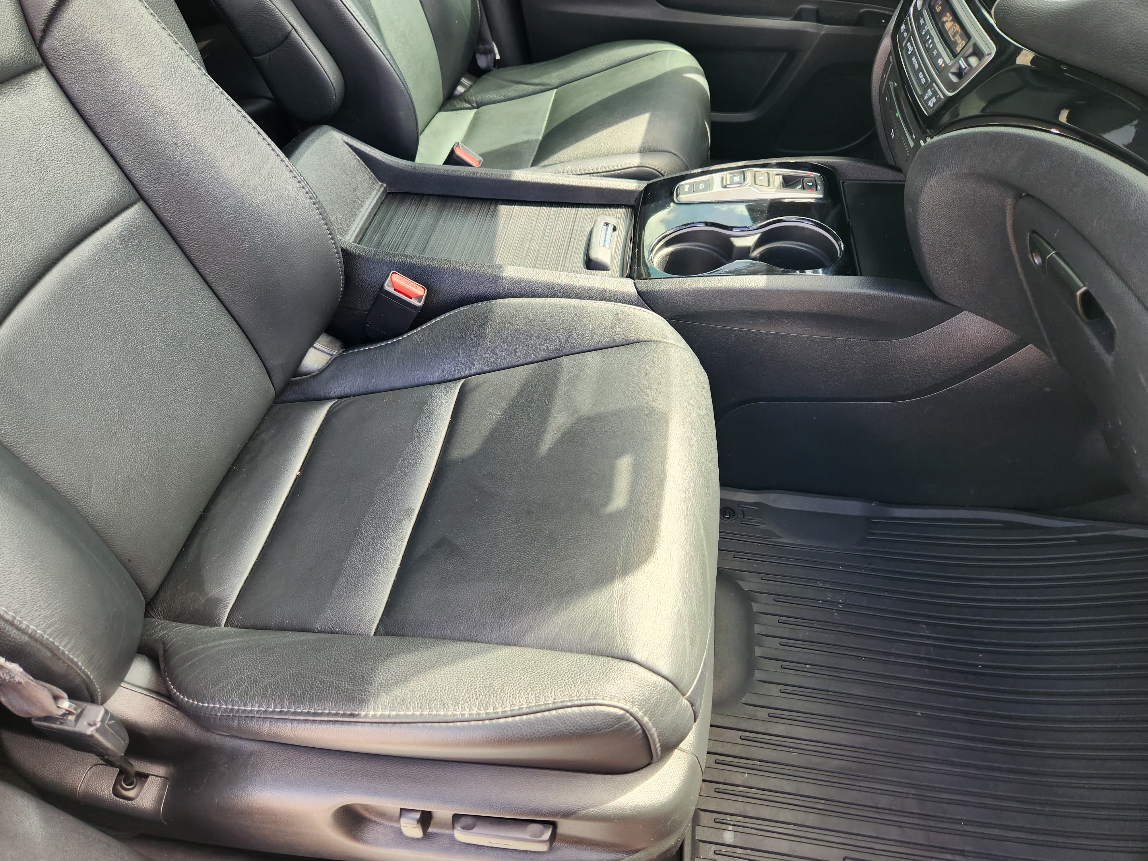 Used 2021 Honda Pilot Touring image 15