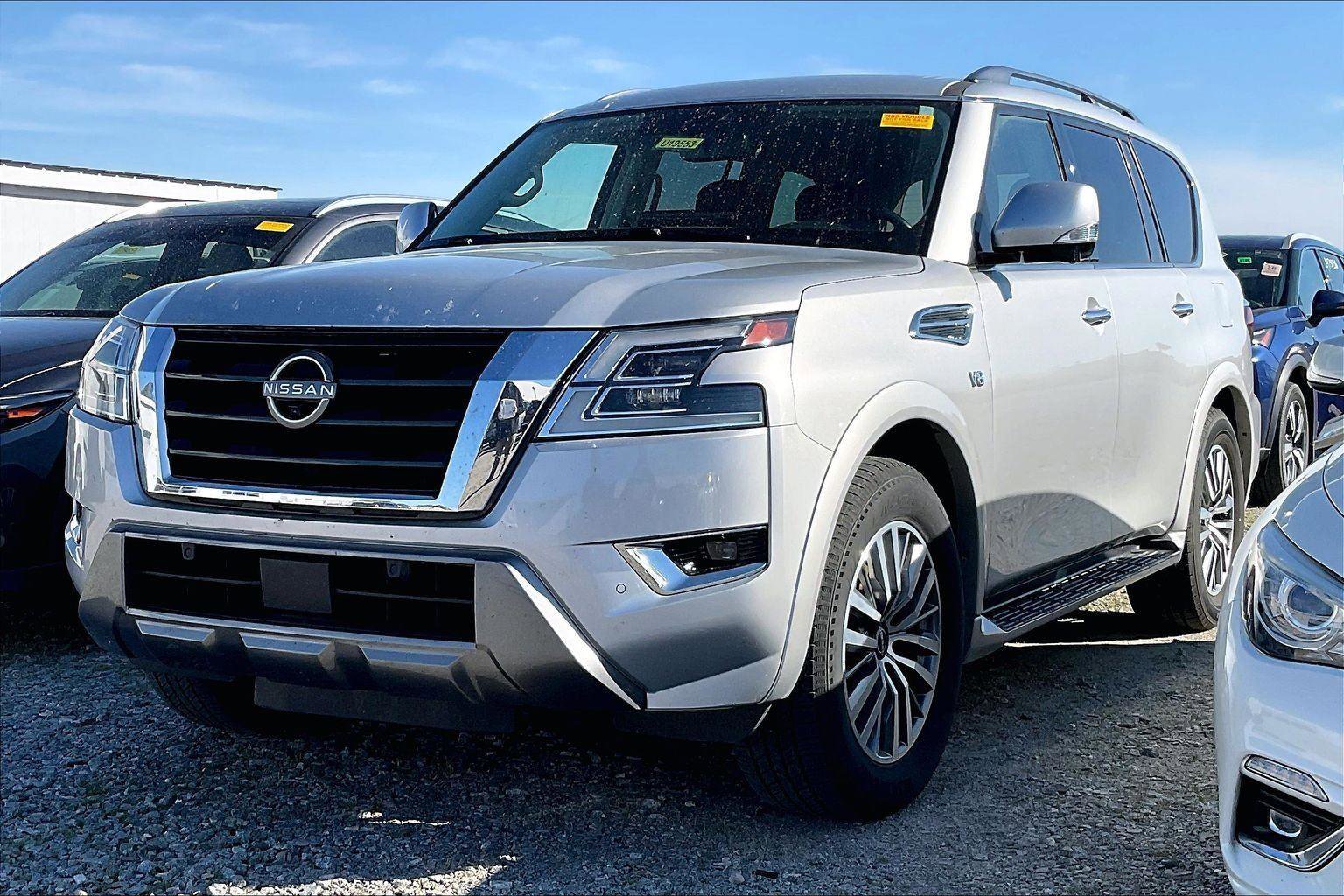 Used 2021 Nissan Armada SL w/ Captain's Chairs Package image 2