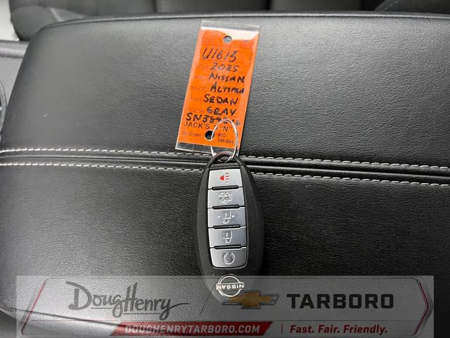Used 2025 Nissan Altima 2.5 SV FWD image 52
