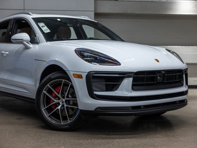 New 2026 Porsche Macan S image 13