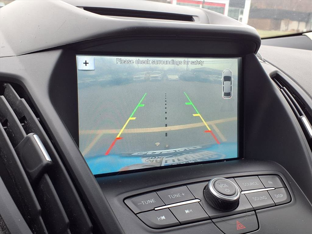 Used 2017 Ford Escape SE w/ Equipment Group 201A image 7