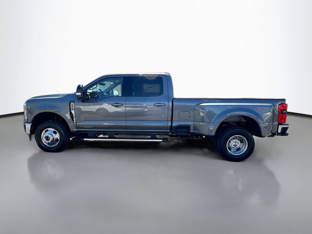 New 2026 Ford F350 Lariat AWD/4WD image 6