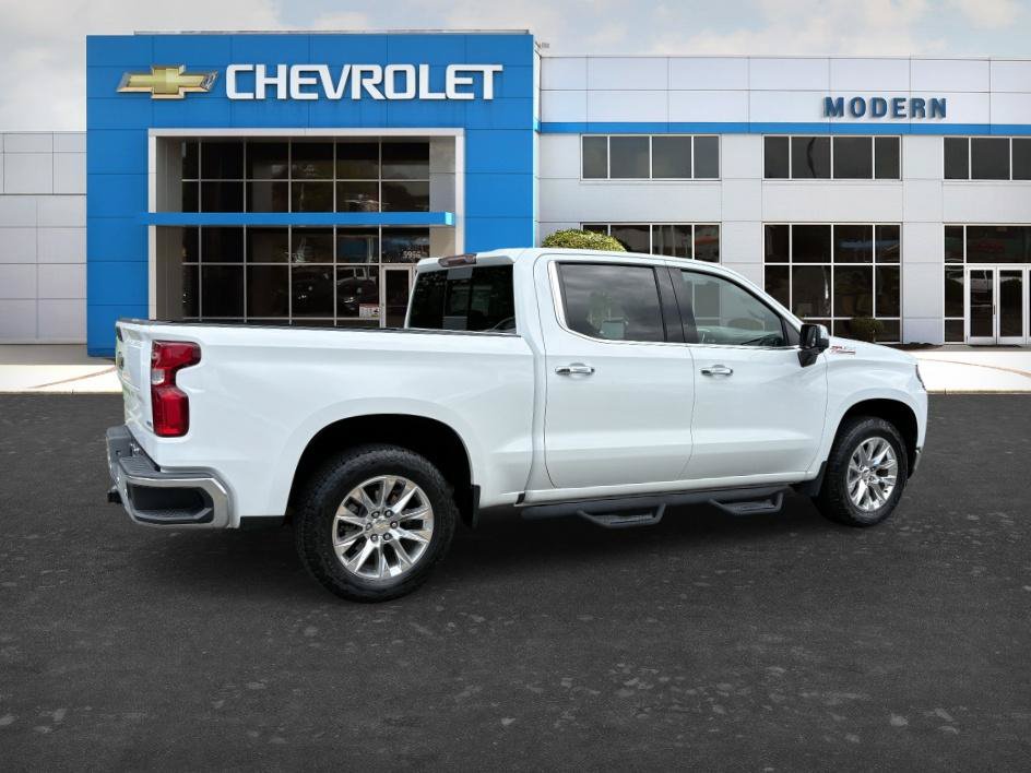 Used 2021 Chevrolet Silverado 1500 LTZ w/ Safety Package II AWD/4WD image 5