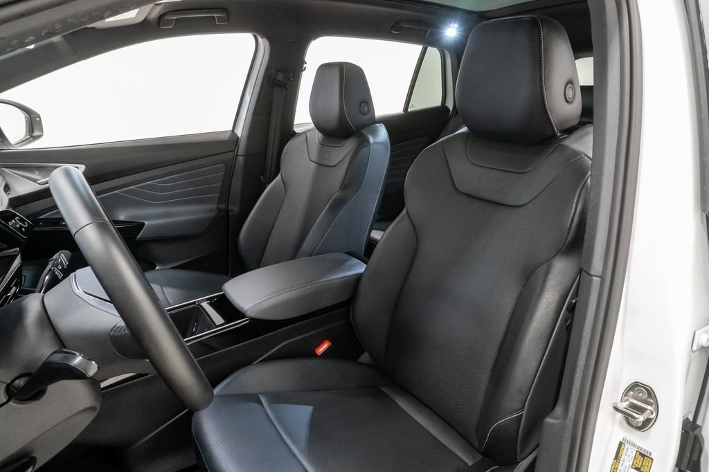 Used 2023 Volkswagen ID.4 Pro S Plus image 11
