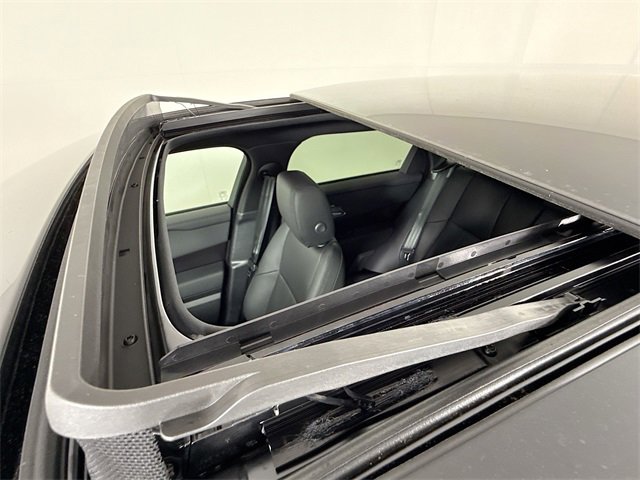 New 2026 Land Rover Range Rover Velar Dynamic SE image 14