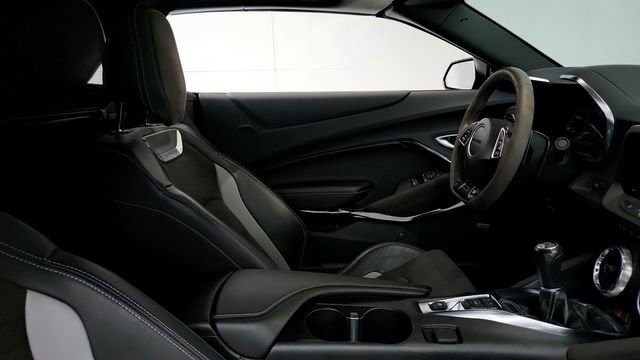 Used 2024 Chevrolet Camaro LT image 20