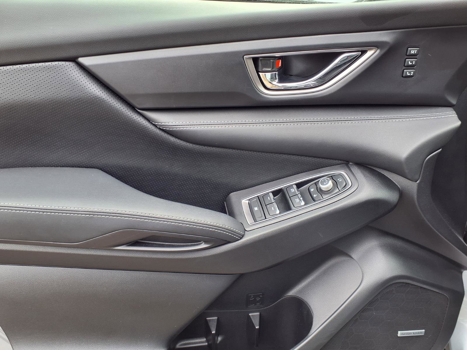 Certified 2025 Subaru Ascent Limited image 6