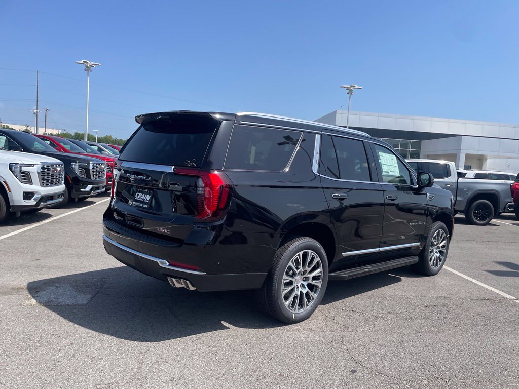 New 2026 GMC Yukon Denali w/ Advanced Technology Package AWD/4WD image 8