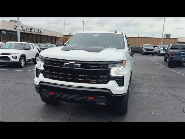 Certified 2025 Chevrolet Silverado 1500 LT Trail Boss w/ Convenience Package II AWD/4WD image 3