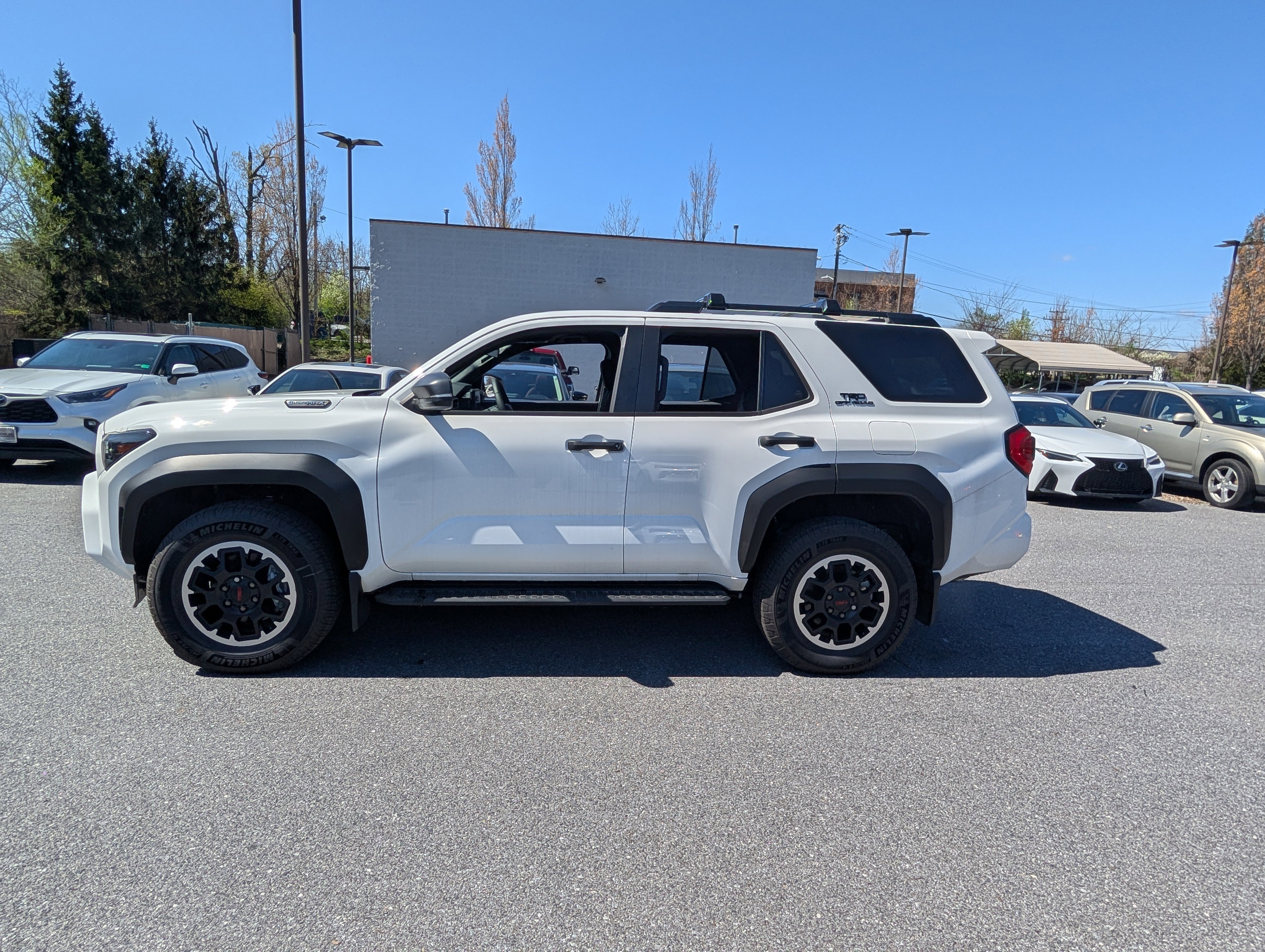 Used 2025 Toyota 4Runner TRD Off-Road image 6