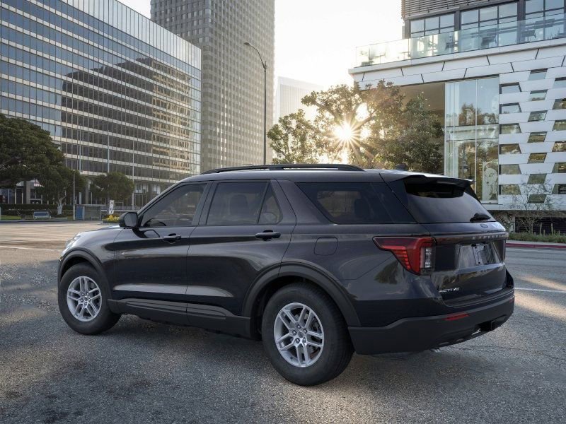New 2026 Ford Explorer Active image 5