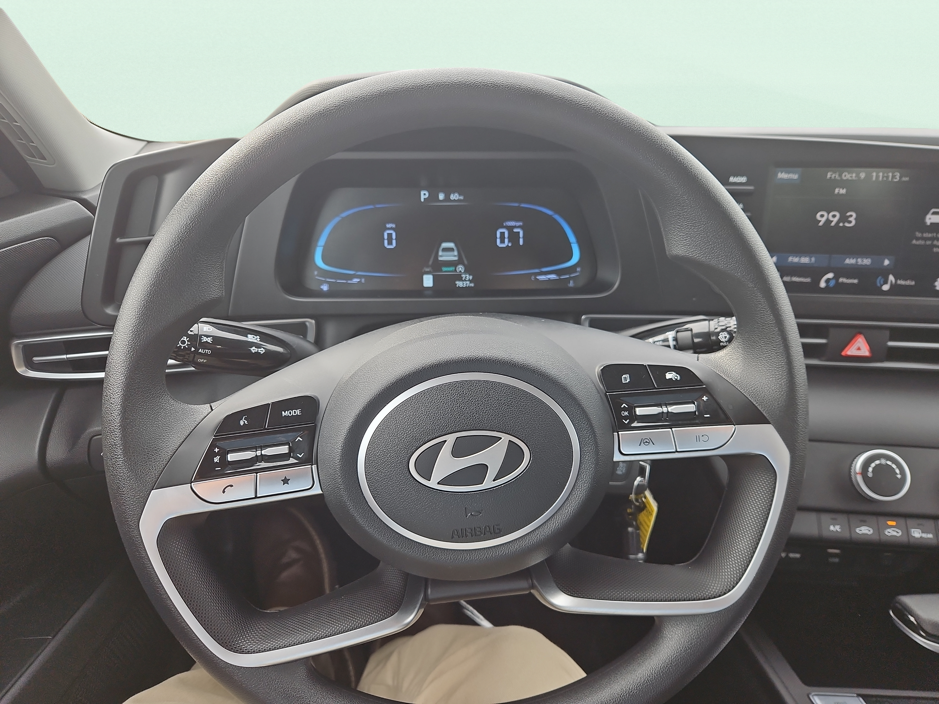 Certified 2026 Hyundai Elantra SE FWD image 12