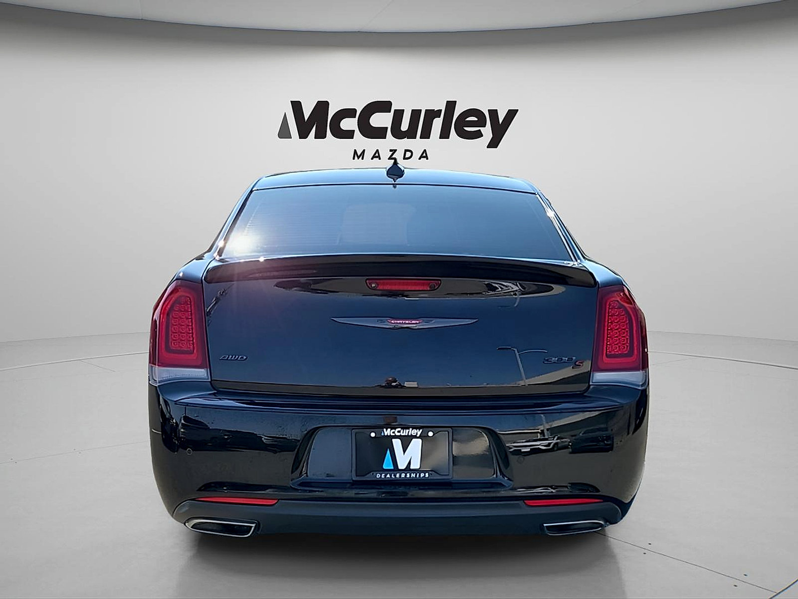 Used 2022 Chrysler 300 S AWD/4WD image 6