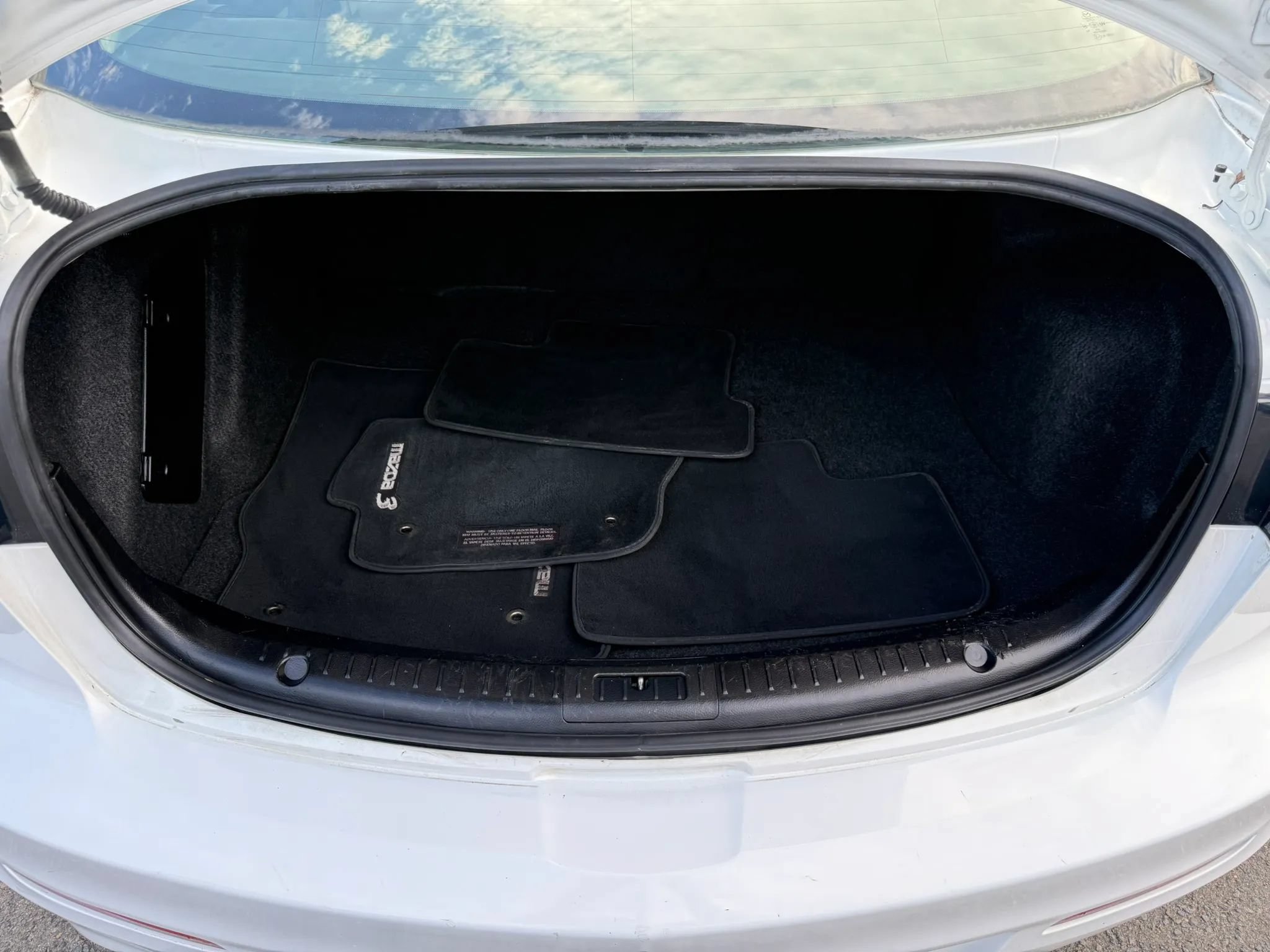 Used 2013 MAZDA MAZDA3 i Touring FWD image 25