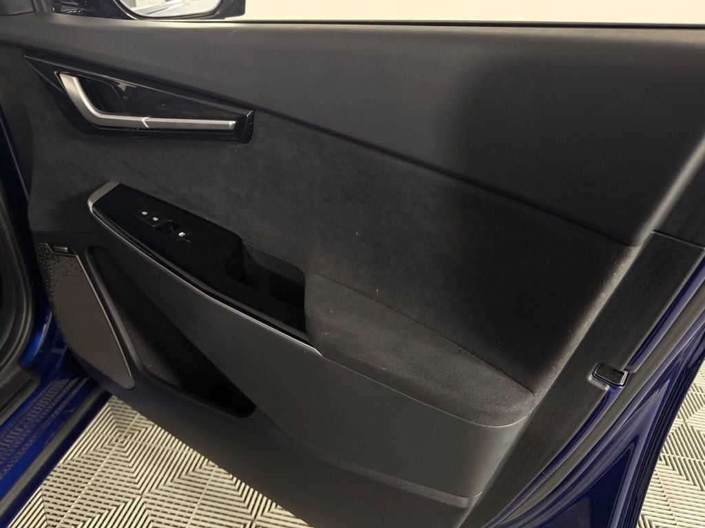 Used 2024 Kia EV6 GT image 35