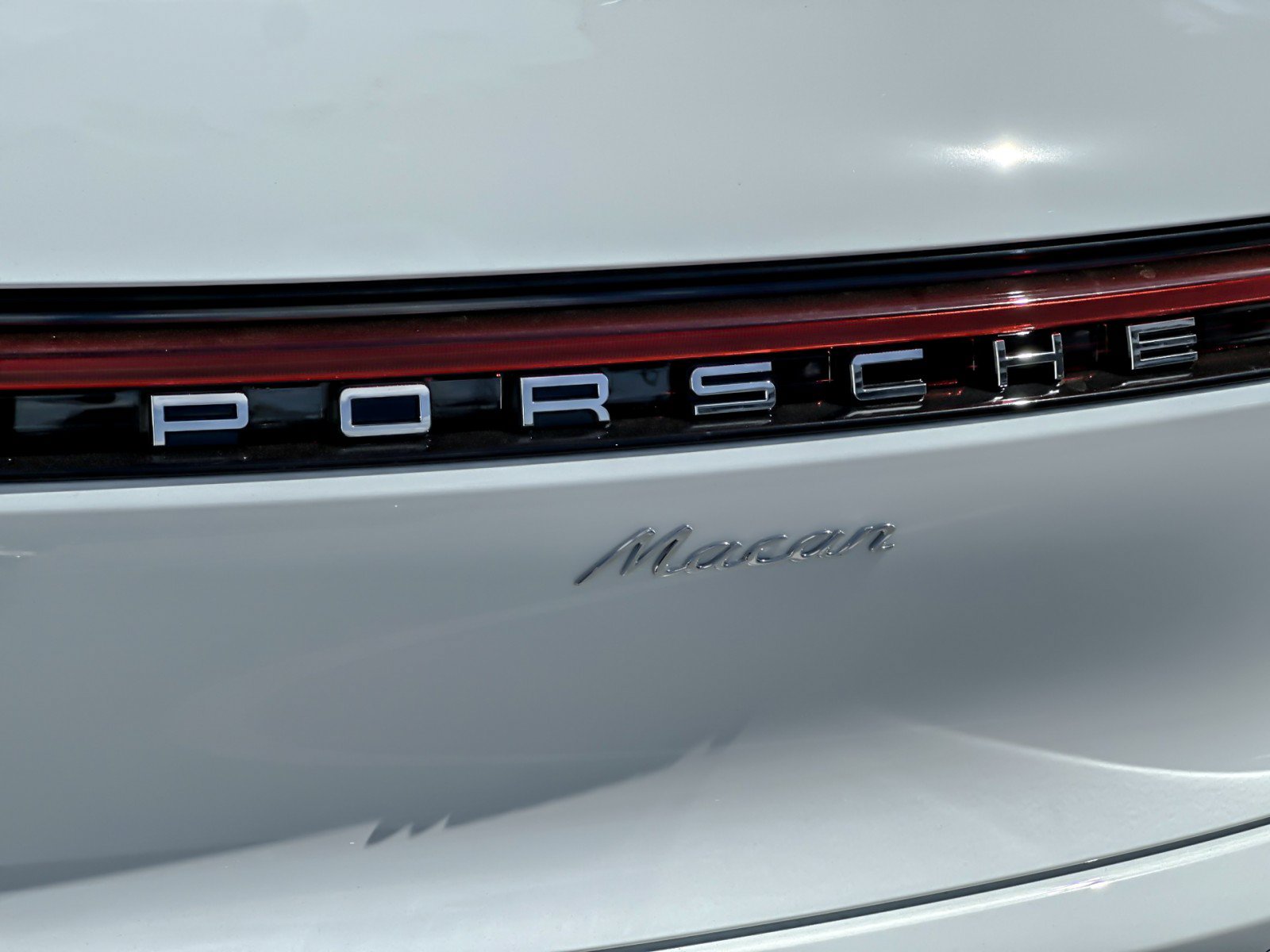 New 2026 Porsche Macan AWD/4WD image 26