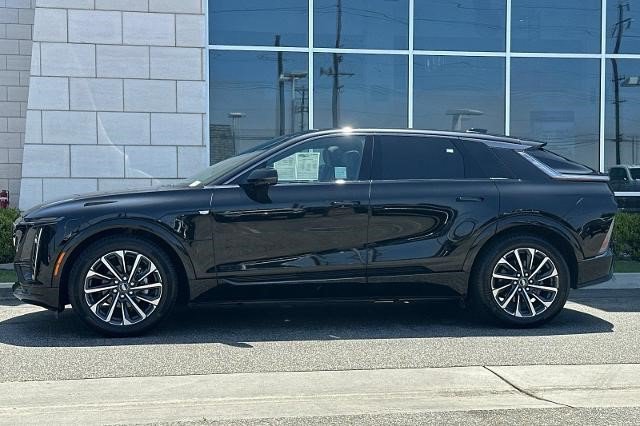 Certified 2024 Cadillac Lyriq Sport RWD image 7