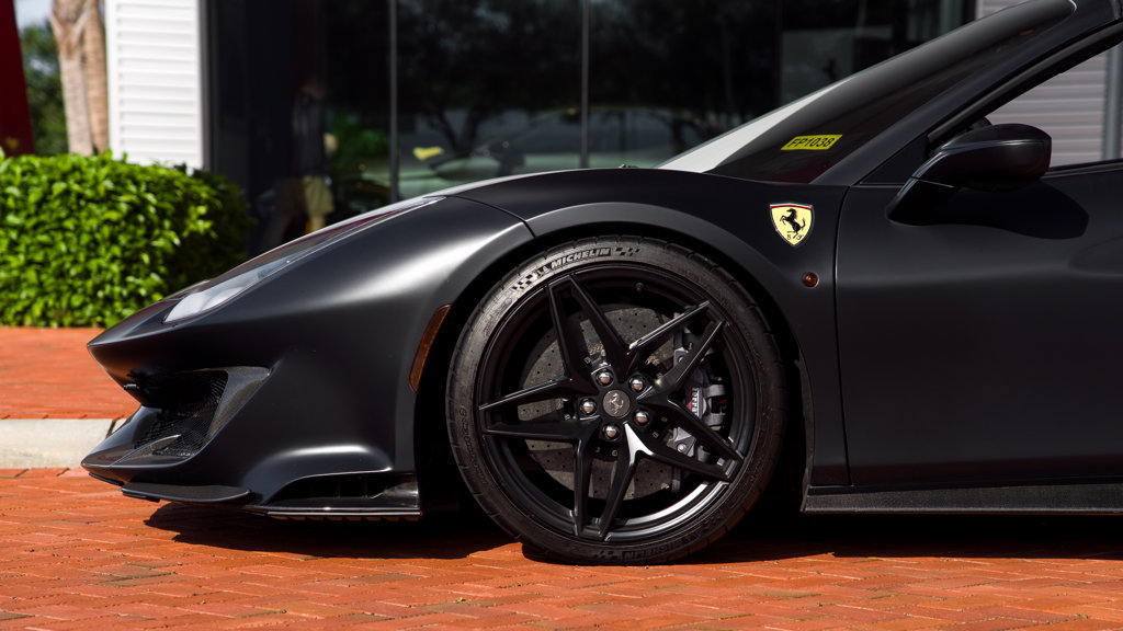Used 2020 Ferrari 488 Pista Spider RWD image 2