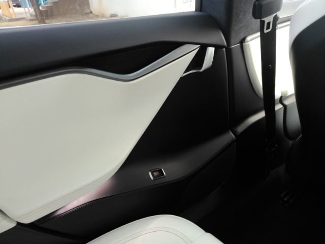 Used 2019 Tesla Model S Performance image 35