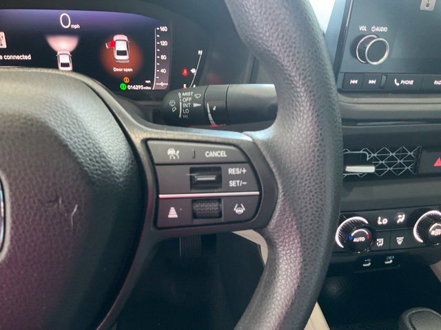 Certified 2025 Honda Accord SE image 11