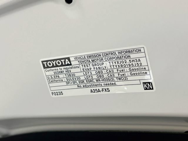 Used 2026 Toyota Sienna XLE FWD image 35