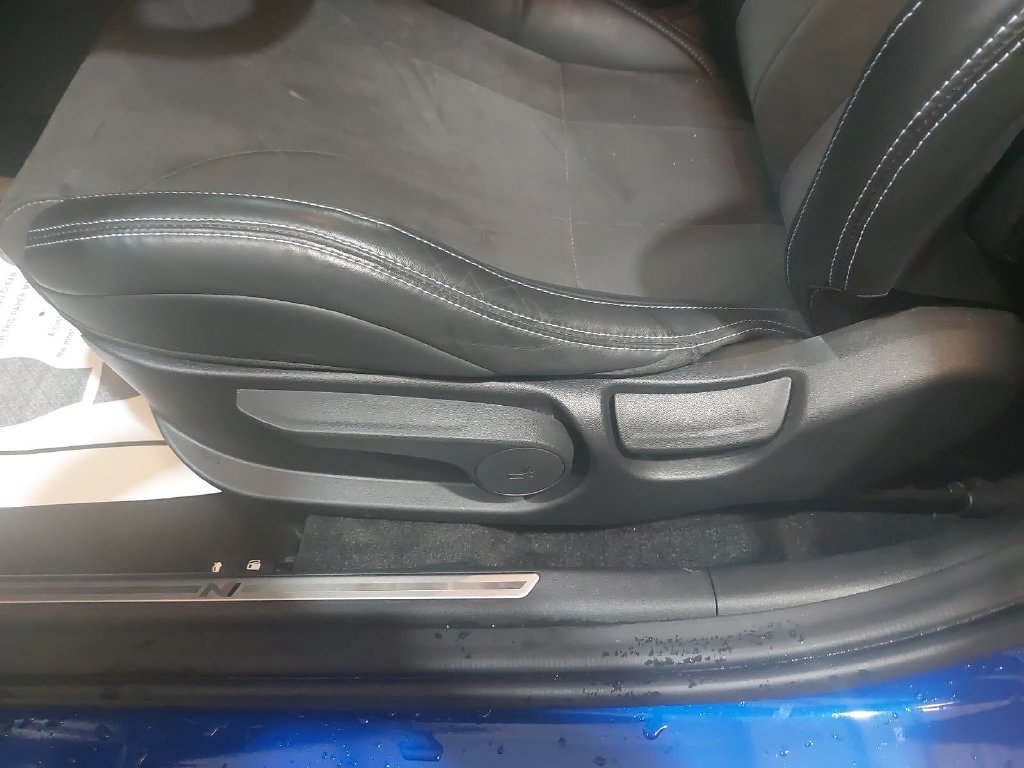 Certified 2025 Hyundai Elantra N FWD image 28
