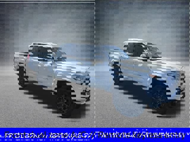Used 2022 Toyota Tacoma SR5 image 3