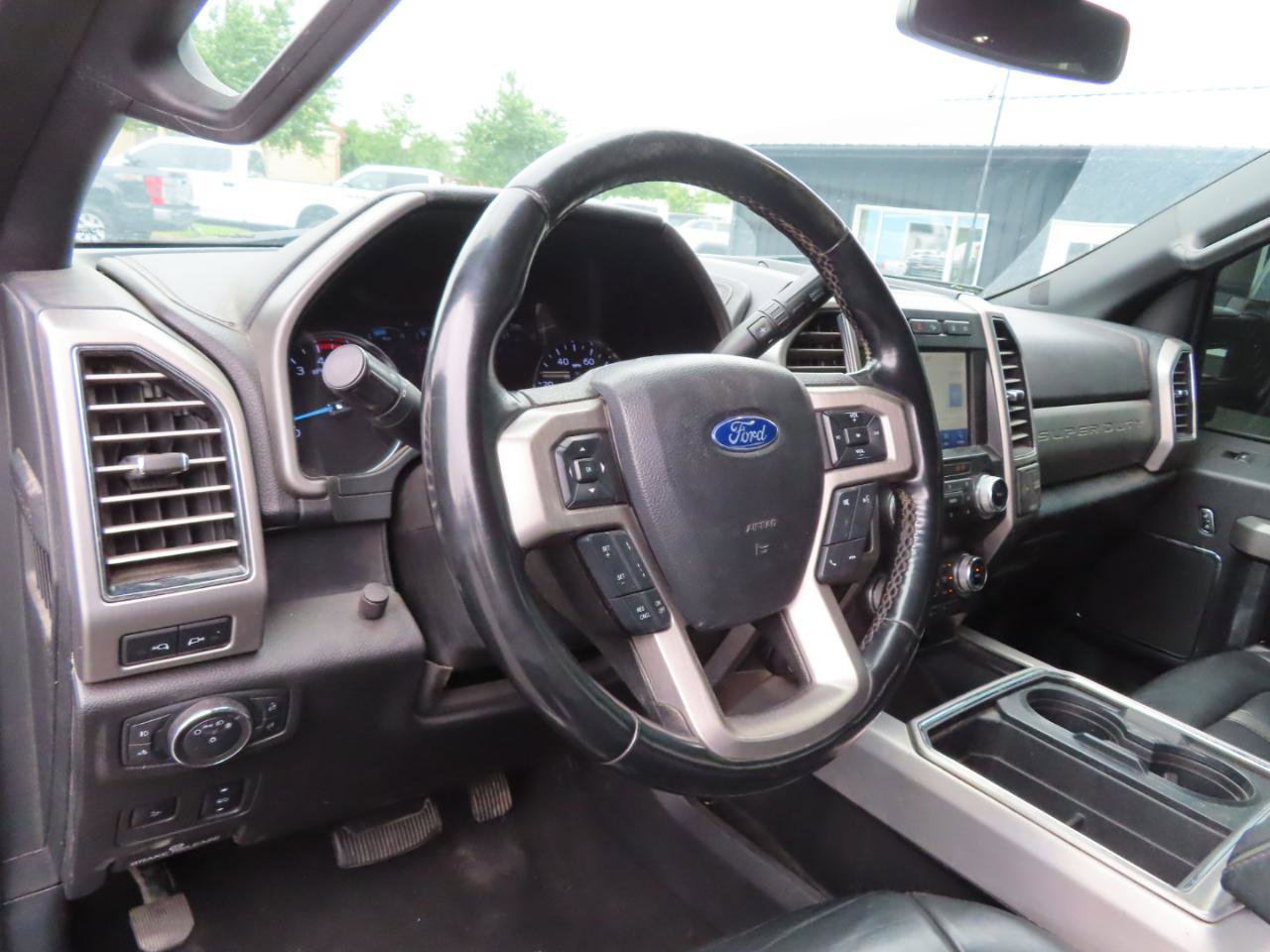Used 2021 Ford F350 Platinum AWD/4WD image 27