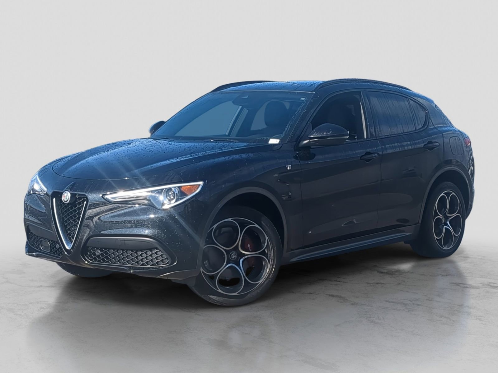 Used 2023 Alfa Romeo Stelvio Ti image 1