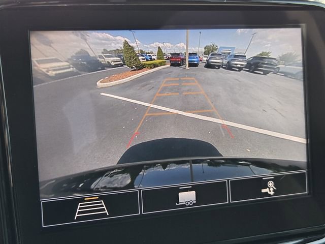 Certified 2021 Chevrolet Traverse LT FWD image 24