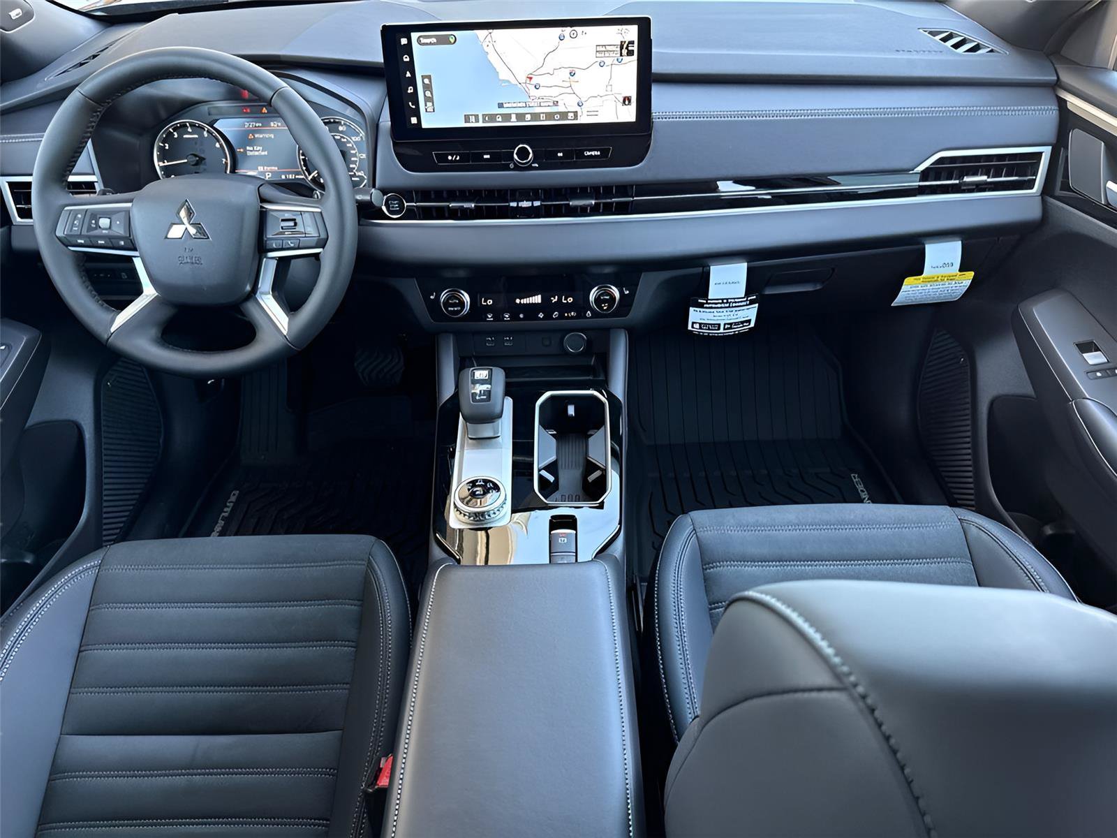 New 2026 Mitsubishi Outlander LE FWD image 24