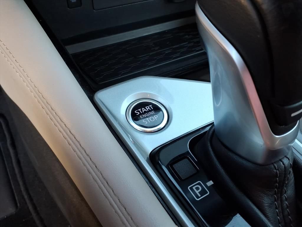 Used 2023 Nissan Altima 2.5 SV w/ SV Premium Package FWD image 11