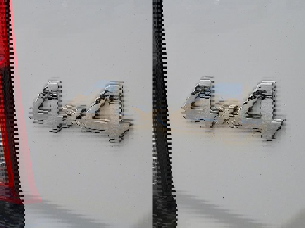 Used 2019 Toyota Tacoma SR5 image 8